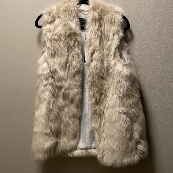 Banana Republic Tops - Banana republic faux fur vest